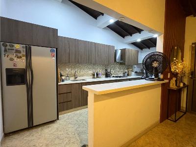 Apartamento de 3 alcobas en venta en Belen, Medellín, 134 m² · foto 9 de 20