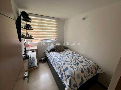 Apartamento de 3 alcobas en venta en Las Antillas, Envigado, 62 m² · foto 3 de 20