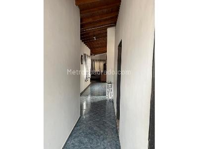 Apartamento de 3 alcobas en venta en La Mesa, Bello, 114 m² · foto 8 de 20