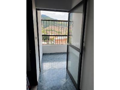 Apartamento de 3 alcobas en venta en La Mesa, Bello, 114 m² · foto 12 de 20