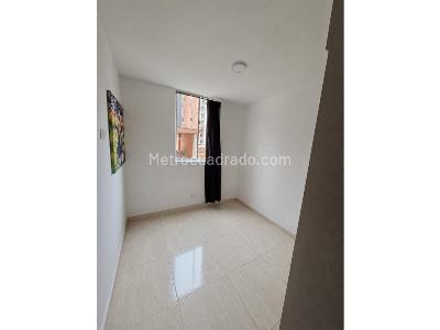 Apartamento de 3 alcobas en venta en Palmeras, Envigado, 55 m² · foto 8 de 11