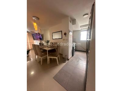 Apartamento de 3 alcobas en venta en Oasis, Envigado, 68 m² · foto 2 de 19