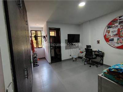 Casa de 4 alcobas en venta en Salado, Envigado, 1300 m² · foto 10 de 20