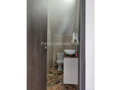 Casa de 4 alcobas en venta en Salado, Envigado, 1300 m² · foto 12 de 20