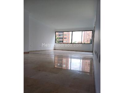 Apartamento de 4 alcobas en venta en El Poblado, Medellín, 250 m² · foto 10 de 20