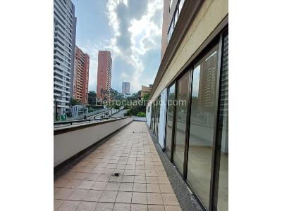 Apartamento de 4 alcobas en venta en El Poblado, Medellín, 250 m² · foto 7 de 20