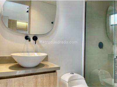 Apartamento en venta en El Poblado, Medellín · foto 6 de 12