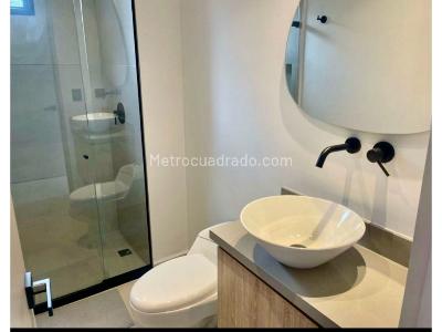 Apartamento en venta en El Poblado, Medellín · foto 8 de 12