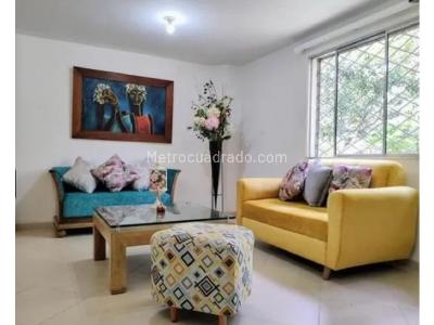 Casa de 4 alcobas en venta en Robledo, Medellín, 204 m² · foto 2 de 10