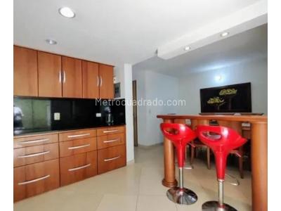 Casa de 4 alcobas en venta en Robledo, Medellín, 204 m² · foto 6 de 10