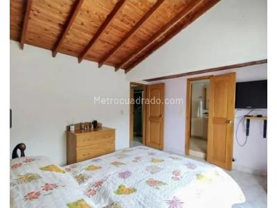 Casa de 4 alcobas en venta en Robledo, Medellín, 204 m² · foto 8 de 10