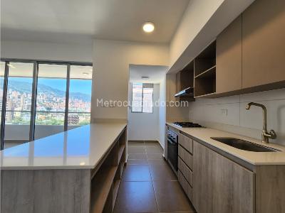 Apartamento de 3 alcobas en venta en Ciudad Del Rio, Medellín, 100 m² · foto 3 de 13