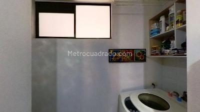 Apartamento de 3 alcobas en venta en Club De Los Lagartos, Bogotá, 88 m² · foto 11 de 13