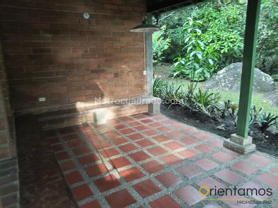 Casa en arriendo en El Poblado, Medellín · foto 16 de 20