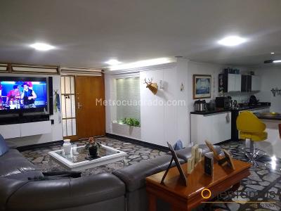 Apartamento en venta en El Poblado, Medellín · foto 2 de 18