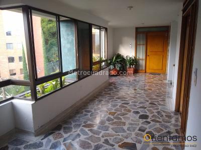Apartamento en venta en El Poblado, Medellín · foto 15 de 18