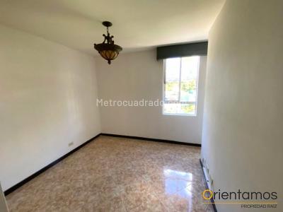 Apartamento en arriendo en San Lucas, Medellín · foto 7 de 19