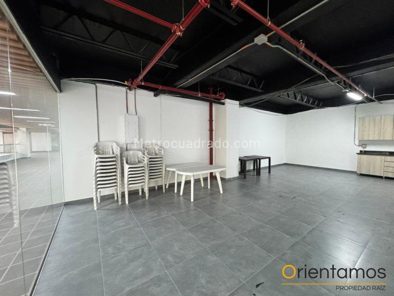 Local Comercial en Arriendo, La Doctora, Sabaneta - Más