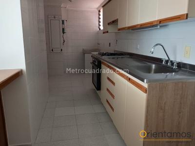 Apartamento de 3 alcobas en venta en El Poblado, Medellín, 120 m² · foto 4 de 20
