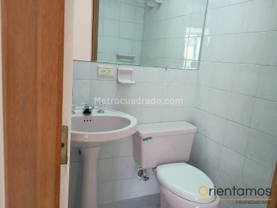 Apartamento de 3 alcobas en venta en El Poblado, Medellín, 120 m² · foto 8 de 20