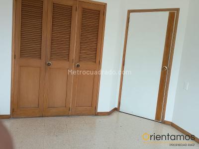 Apartamento de 3 alcobas en venta en El Poblado, Medellín, 120 m² · foto 15 de 20