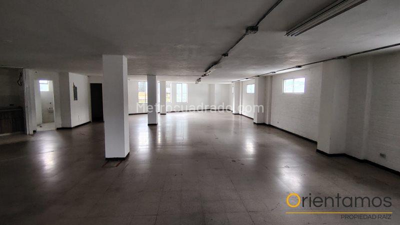 Bodega en Arriendo, Barrio Antioquia, Medellín – další