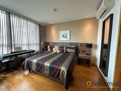 Apartamento de 2 alcobas en arriendo en Los Naranjos, Medellín, 105 m² · foto 8 de 14