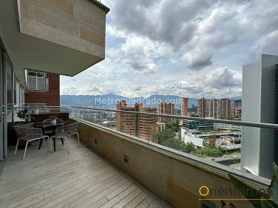 Apartamento de 2 alcobas en arriendo en Los Naranjos, Medellín, 105 m² · foto 10 de 14