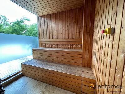 Apartamento de 2 alcobas en arriendo en Los Naranjos, Medellín, 105 m² · foto 12 de 14