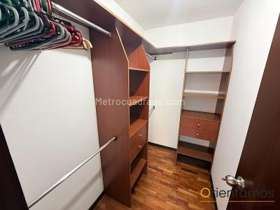 Apartamento de 3 alcobas en venta en El Poblado, Medellín, 130 m² · foto 17 de 20