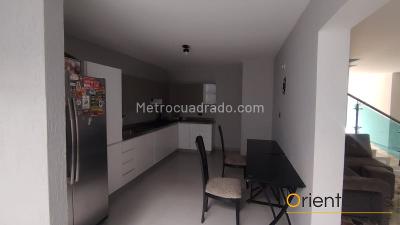 Casa en arriendo en Bulerias, Medellín · foto 2 de 20
