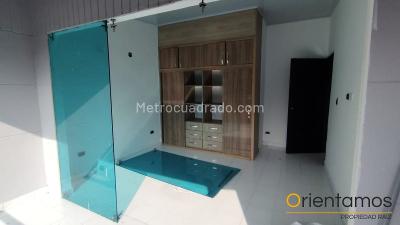 Casa en arriendo en Bulerias, Medellín · foto 16 de 20