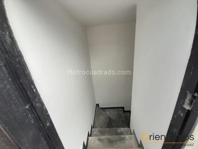 Casa en arriendo en El Poblado, Medellín · foto 4 de 15