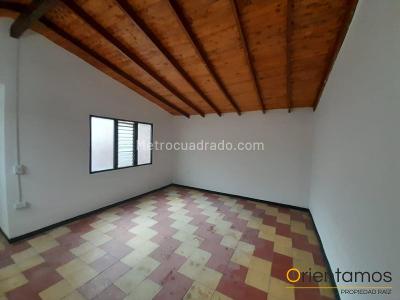 Casa en arriendo en El Poblado, Medellín · foto 5 de 15