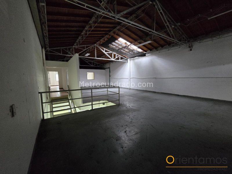 Bodega en Arriendo, El Poblado, Medellín - Más