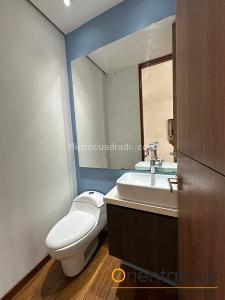 Apartaestudio en arriendo en El Poblado, Medellín · foto 13 de 19