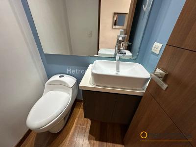 Apartaestudio en arriendo en El Poblado, Medellín · foto 16 de 19