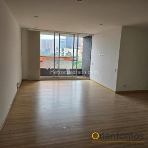 Apartamento de 3 alcobas en arriendo en El Poblado, Medellín, 95 m² · foto 2 de 15