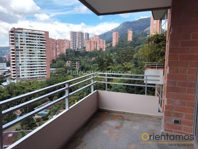 Apartamento de 3 alcobas en arriendo en El Poblado, Medellín, 117 m² · foto 5 de 19