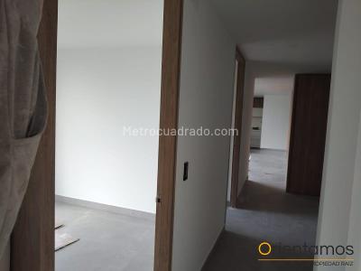 Apartamento de 3 alcobas en arriendo en El Poblado, Medellín, 117 m² · foto 10 de 19