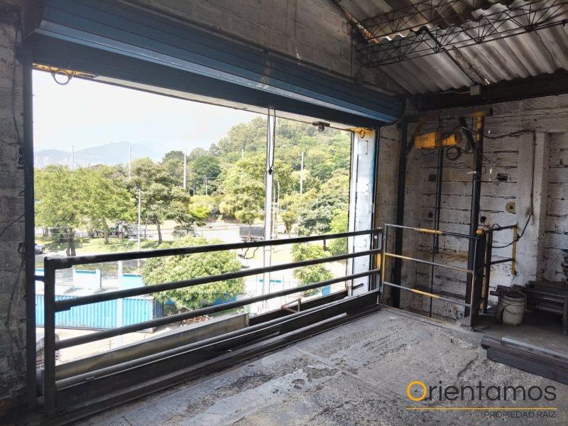 Bodega en Arriendo, La Candelaria, Medellín – pohled 2