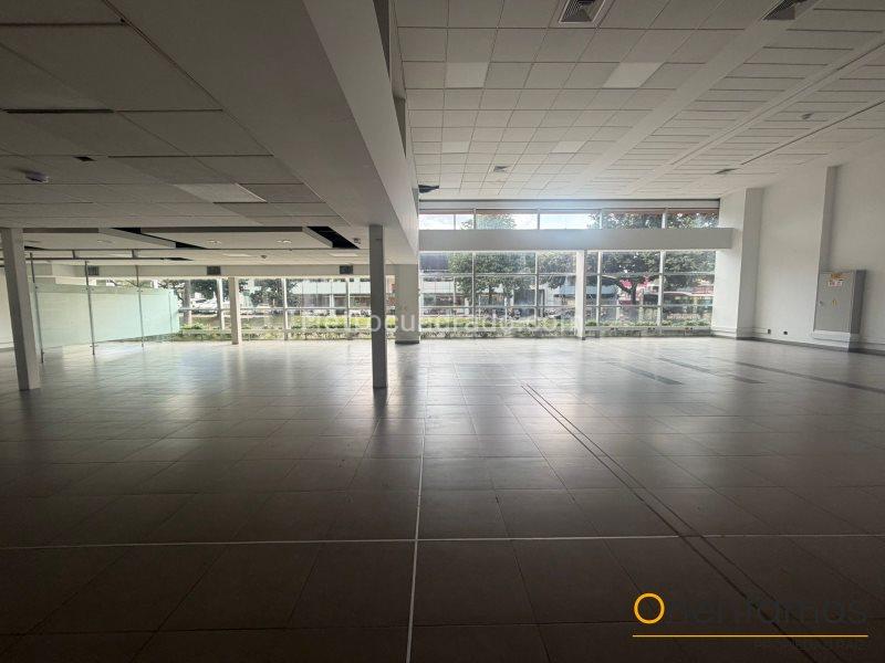 Local Comercial en Arriendo, El Poblado, Medellín - Vista 5