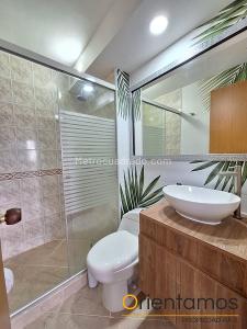 Apartamento de 3 alcobas en arriendo en Castropol, Medellín, 87 m² · foto 7 de 16
