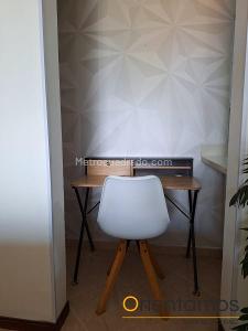 Apartamento de 3 alcobas en arriendo en Castropol, Medellín, 87 m² · foto 8 de 16