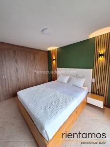 Apartamento de 3 alcobas en arriendo en Castropol, Medellín, 87 m² · foto 14 de 16