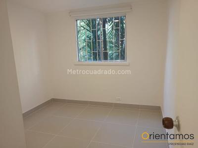Apartamento de 3 alcobas en arriendo en El Poblado, Medellín, 85 m² · foto 10 de 18