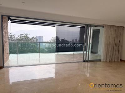 Apartamento en venta en El Poblado, Medellín · foto 3 de 20