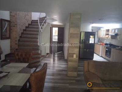 Casa de 3 alcobas en venta en Envigado, Envigado, 300 m² · foto 5 de 20