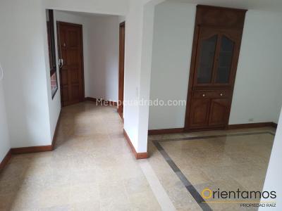 Apartamento en venta en El Poblado, Medellín · foto 7 de 20