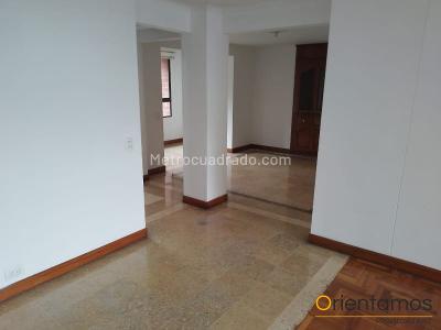 Apartamento en venta en El Poblado, Medellín · foto 10 de 20